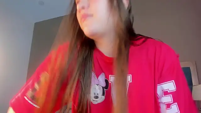 Snapshot of LiiaVelvet chatting on December 19, 2025, 1:40 pm LiiaVelvet online show from December 19, 2025, 1:40 pm