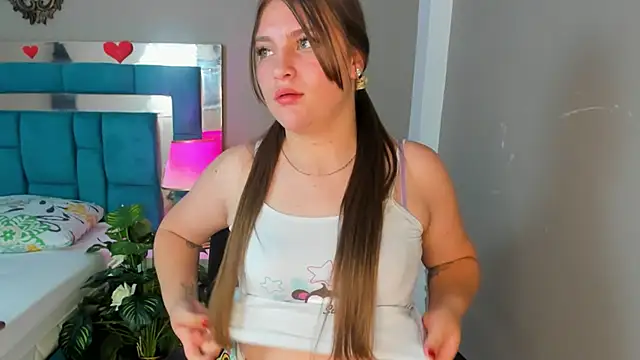 LiiaVelvet online show from March 21, 2026, 9:03 am