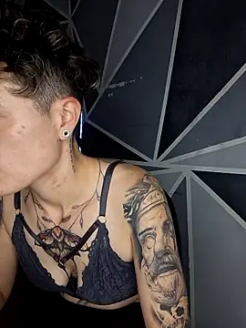 megan NL online show from December 17, 2025, 11:33 pm