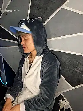 megan NL online show from January 17, 2026, 4:39 am