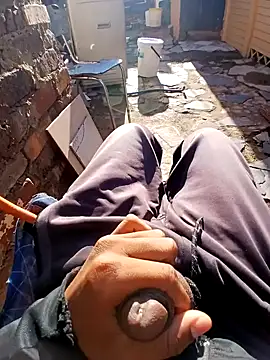 Snapshot of Eezxxx chatting on December 2, 2025, 4:51 am Eezxxx online show from December 2, 2025, 4:51 am