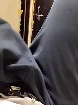 Roy   121 online show from February 16, 2026, 12:29 am