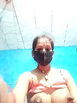 Snapshot of Nandani-758 chatting on May 3, 2026, 10:16 pm Nandani-758 online show from May 3, 2026, 10:16 pm