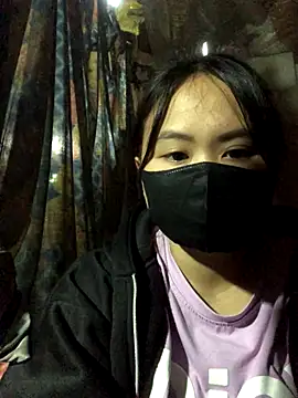 Snapshot of dovia-ba chatting on November 22, 2025, 12:53 am dovia-ba online show from November 22, 2025, 12:53 am