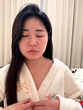 Snapshot of Momo168168 chatting on November 24, 2025, 2:00 am Momo168168 online show from November 24, 2025, 2:00 am