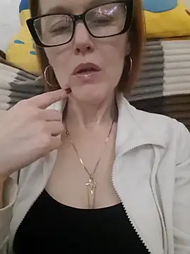 LanaOlbenst online show from February 27, 2026, 8:42 pm