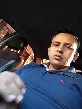 Snapshot of art-e9-2 chatting on November 26, 2025, 12:06 pm art-e9-2 online show from November 26, 2025, 12:06 pm