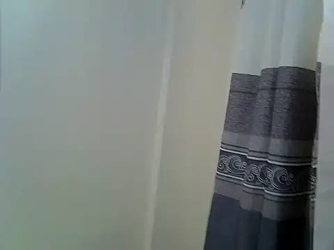 Snapshot of BellaStormi chatting on November 26, 2025, 4:02 am BellaStormi online show from November 26, 2025, 4:02 am