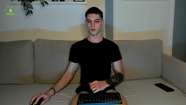 Adam Porrter online show from February 13, 2026, 5:42 pm