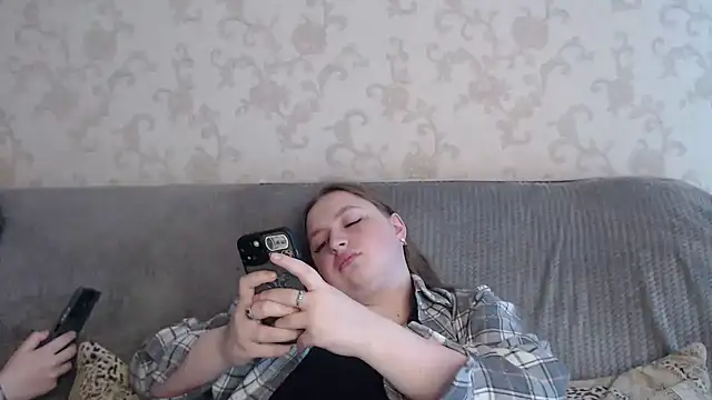 GirlPlayer online show from June 9, 2026, 8:48 am