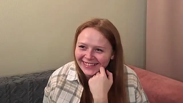 KyongBakos online show from December 3, 2025, 8:45 am