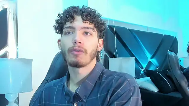 Snapshot of JojoBraando chatting on December 1, 2025, 12:15 am JojoBraando online show from December 1, 2025, 12:15 am