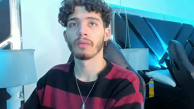 Snapshot of JojoBraando chatting on December 2, 2025, 12:05 am JojoBraando online show from December 2, 2025, 12:05 am