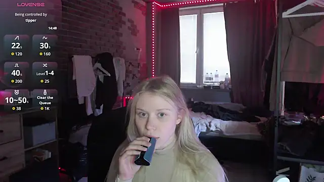 Snapshot of mollydollka chatting on November 24, 2025, 7:30 am mollydollka online show from November 24, 2025, 7:30 am