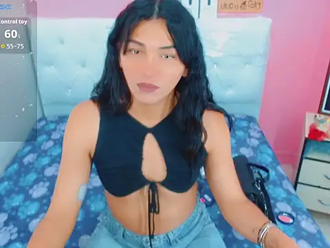 Snapshot of xwetdreamsx chatting on February 12, 2026, 8:37 pm xwetdreamsx online show from February 12, 2026, 8:37 pm