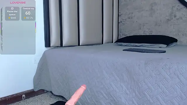 Snapshot of Alise-Mason chatting on November 21, 2025, 11:58 pm Alise-Mason online show from November 21, 2025, 11:58 pm