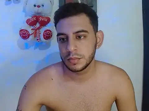 Snapshot of pinky_7 chatting on November 30, 2025, 11:09 pm pinky 7 online show from November 30, 2025, 11:09 pm