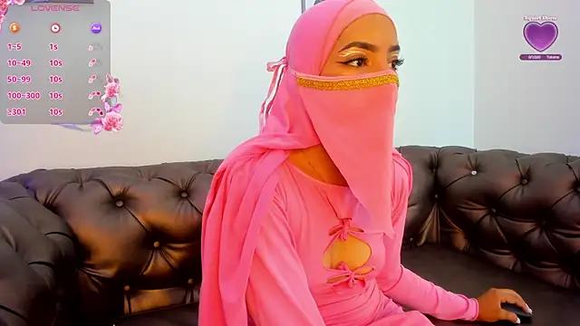 layla Habid online show from November 26, 2025, 8:21 pm