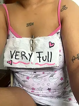 Snapshot of Brunette_Dirty_0limits chatting on November 24, 2025, 7:35 pm Brunette Dirty 0limits online show from November 24, 2025, 7:35 pm