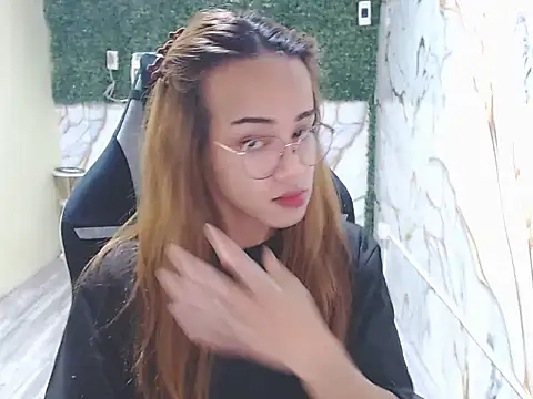 Snapshot of imadriana12 chatting on November 24, 2025, 8:36 am imadriana12 online show from November 24, 2025, 8:36 am