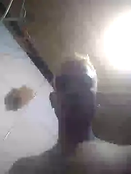 Gzinho69ik online show from December 16, 2025, 9:31 pm