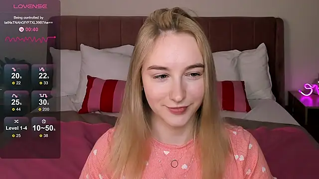 Shy Polly online show from May 15, 2026, 11:34 pm