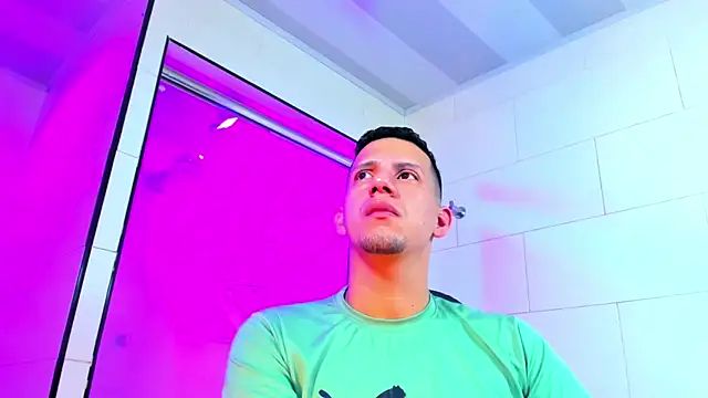 Sebastian Smith   online show from March 7, 2026, 11:07 am