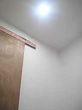 Monitaxhot online show from March 23, 2026, 7:51 pm