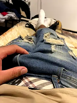 1Panini21 online show from December 18, 2025, 5:57 am