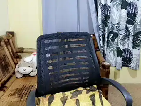 lovelyxmorena online show from April 17, 2026, 1:14 pm