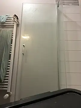 Snapshot of Lothentik chatting on February 20, 2026, 12:49 pm Lothentik online show from February 20, 2026, 12:49 pm