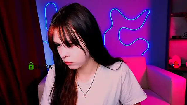 erica murray online show from December 3, 2025, 10:24 am