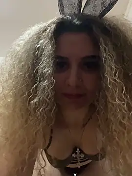 CrazyJessika online show from April 1, 2026, 1:41 pm