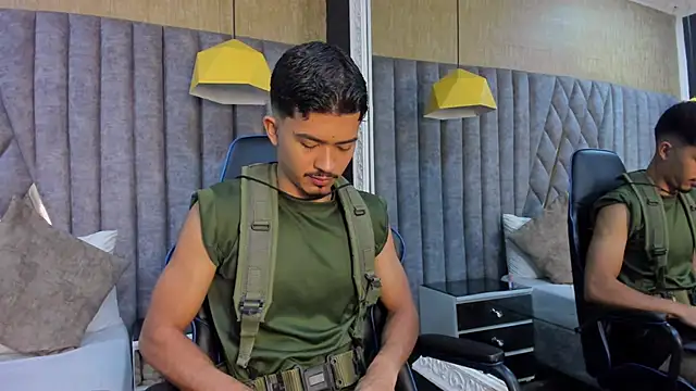 NicolaiKarav online show from November 30, 2025, 11:47 am