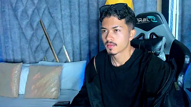 NicolaiKarav online show from January 13, 2026, 11:48 am