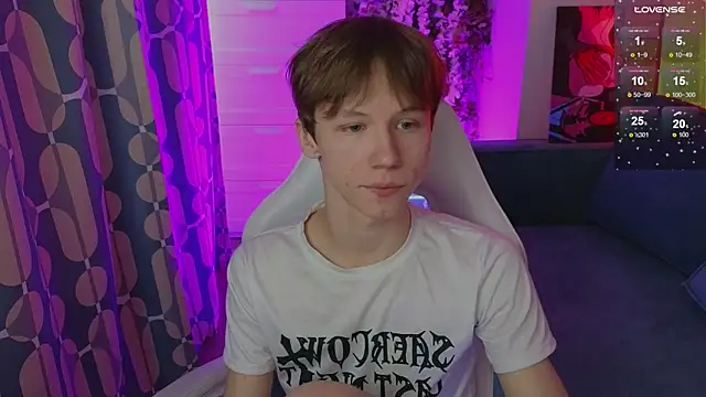 cuMte boy online show from June 8, 2026, 4:35 am