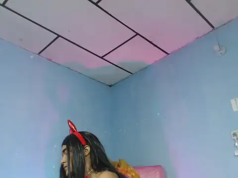 Candyx girls online show from November 26, 2025, 12:33 am