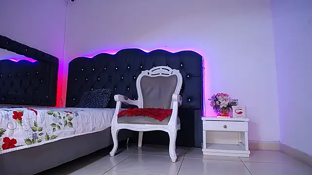 Emily Jedet online show from March 13, 2026, 7:31 pm