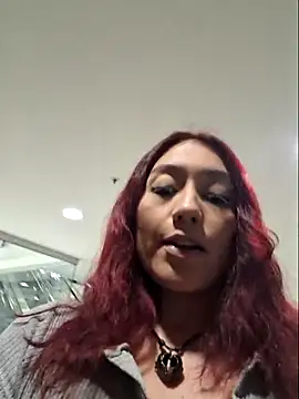 Eveeelyn25 online show from February 25, 2026, 12:42 am