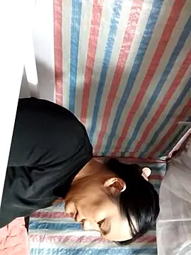 Snapshot of nezo-7 chatting on November 23, 2025, 2:28 pm nezo-7 online show from November 23, 2025, 2:28 pm