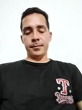 Logan hetero1 online show from November 23, 2025, 7:19 am