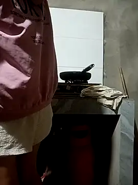 nangmo online show from March 9, 2026, 10:58 pm