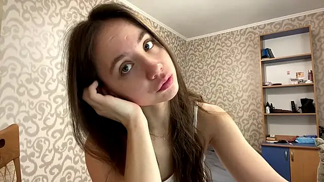 ChandaApplin online show from December 22, 2025, 8:22 am