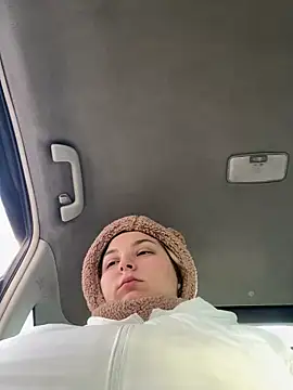 KateBurlesk online show from January 15, 2026, 8:19 am