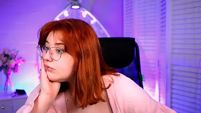 StaceyJensen online show from April 11, 2026, 1:15 pm