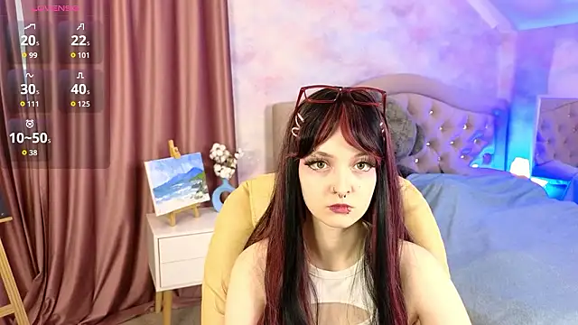 milanastars online show from February 9, 2026, 5:55 am