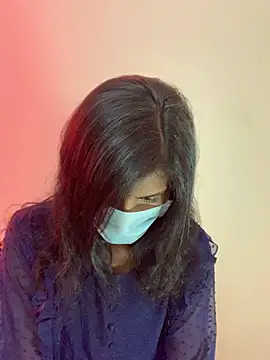 Snapshot of honeygirl6996 chatting on February 20, 2026, 6:10 am honeygirl6996 online show from February 20, 2026, 6:10 am