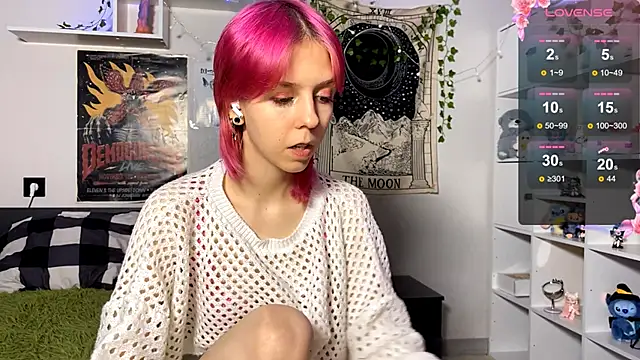 Snapshot of FairyLuna chatting on March 3, 2026, 7:42 pm FairyLuna online show from March 3, 2026, 7:42 pm