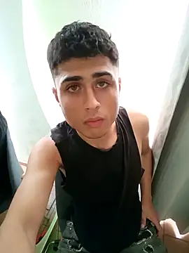 Snapshot of Cute_eliot chatting on November 22, 2025, 7:35 pm Cute eliot online show from November 22, 2025, 7:35 pm