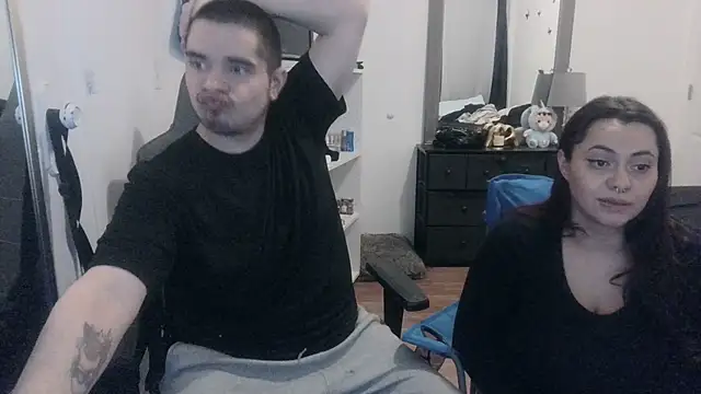 sexicolombiana  online show from March 22, 2026, 9:51 pm